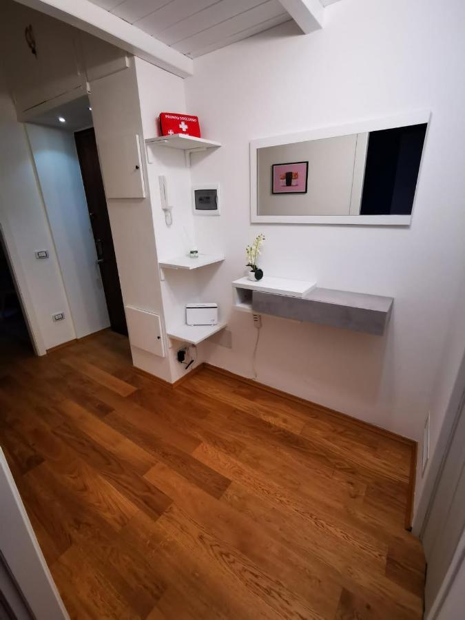 Amio Apartment - Next To M5 Ca Granda Mediolan Zewnętrze zdjęcie